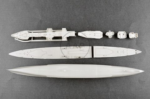 MODEL DO SKLEJANIA TRUMPETER HMS COLOMBO 1:350