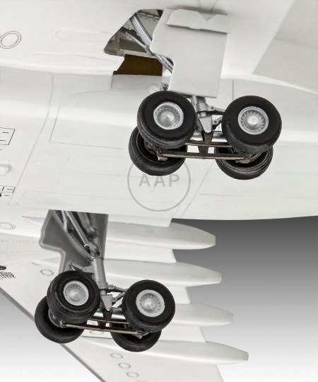 MODEL DO SKLEJANIA REVELL AIRBUS A330-300 LUFTHANSA 1:144 03816