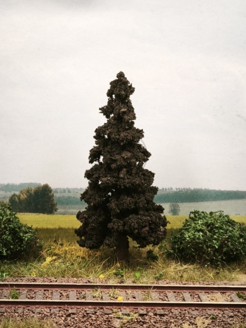 DRZEWKO NA MAKIETĘ / DIORAMĘ 10 cm S1603100