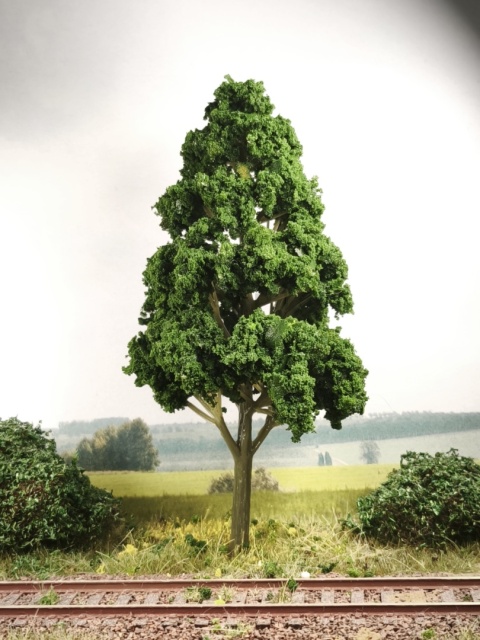 DRZEWKO NA MAKIETĘ / DIORAMĘ 14 cm S0301140