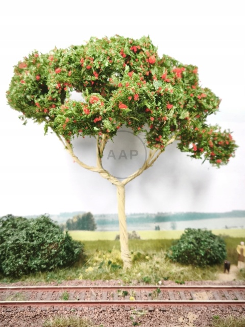 DUŻE DRZEWKO NA MAKIETĘ / DIORAMĘ 18 CM T0307